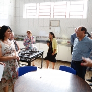 O governador José Ivo Sartori e o secretário de Educação, Luís Alcoba, vistoriaram, nesta sexta-feira (3), as obras da Escola Estadual de Ensino Médio Danton Corrêa da Silva, no município de Canela. Com investimento de R$ 3 milhões, as melhorias eram agua