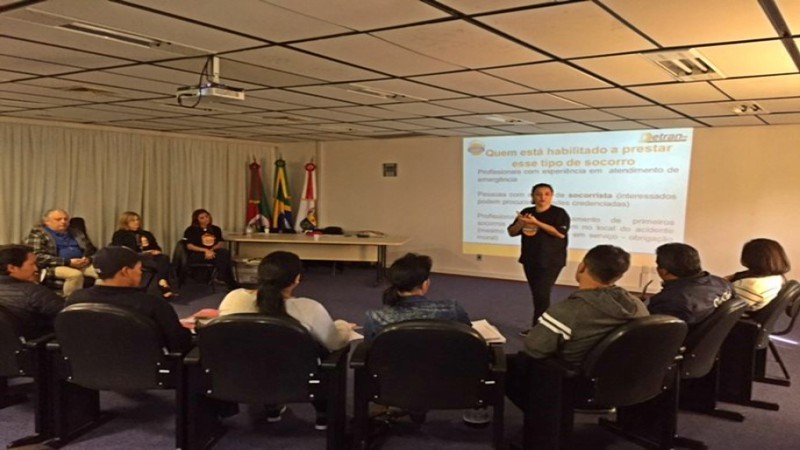 Formação para professores de escolas indígenas