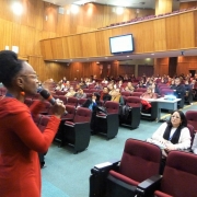 Responsável pelo PSE, do Departamento Pedagógico da Seduc, Caren Fortunato, explica a importância do Programa