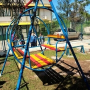 Escola constrói praça de recreação infantil por meio do Programa Escola Melhor
