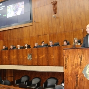 Autor da proposta, deputado Elton Weber discursou na tribuna