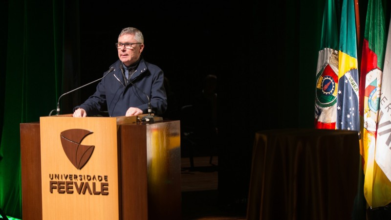 Secretário estadual de Educação, Ronald Krummenauer, participou do evento na Feevale