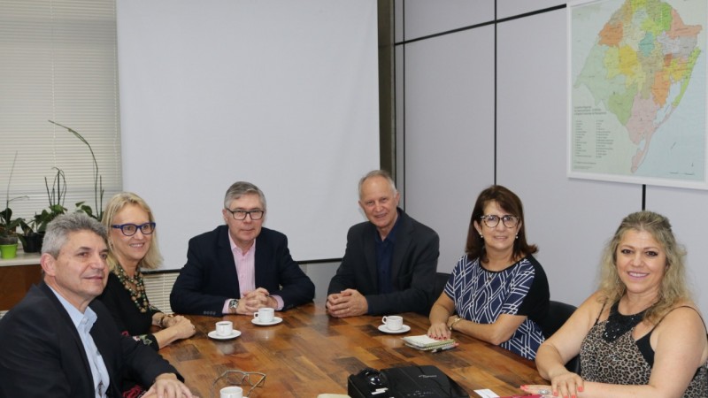Reunião ocorreu na Seduc