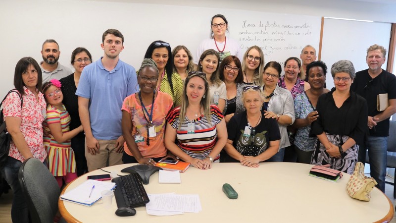 Encontro realizado no Banrisul da Praça da Alfândega celebrou a parceria com as escolas
