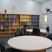 Biblioteca na unidade escolar