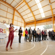 Quadra coberta foi inaugurada nesta segunda-feira