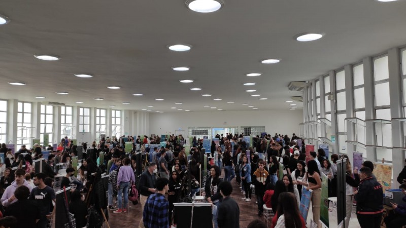 Instituto Barão de Tramandaí apresenta 150 trabalhos de estudantes na 10ª Feira Ciclone do Saber