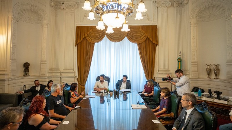 Foram tratadas também demandas sobre o plano de carreira dos funcionários das escolas - Foto: Maurício Tonetto/Secom