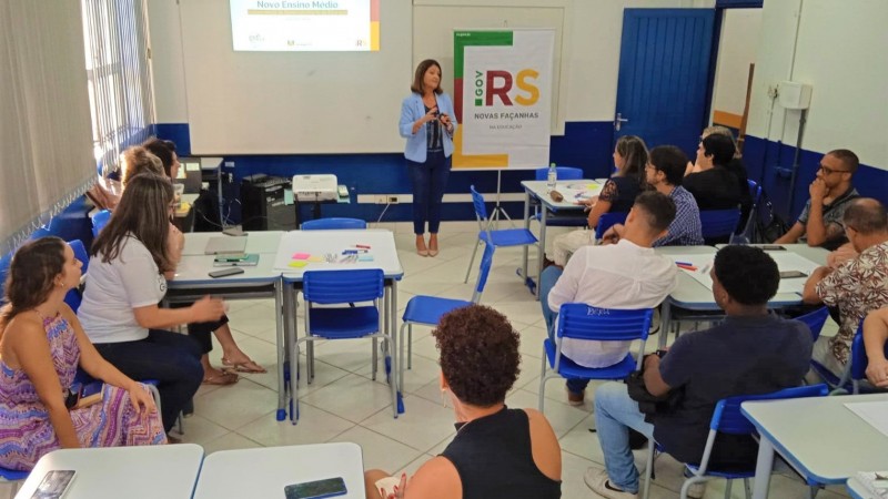 Secretária adjunta da Subsecretaria de Desenvolvimento da Educação, Sandra Lemos, coordenou os trabalhos nesta quinta (9)