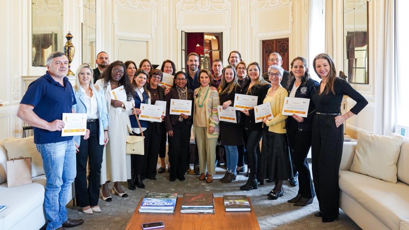 Leite e a secretária da Educação, Raquel Teixeira, ouviram as lideranças sobre a importância de políticas para a aprendizagem