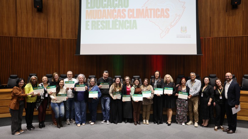 Ao todo, 83 escolas participantes do primeiro ciclo do projeto receberam certificados em reconhecimento ao trabalho desenvolvido